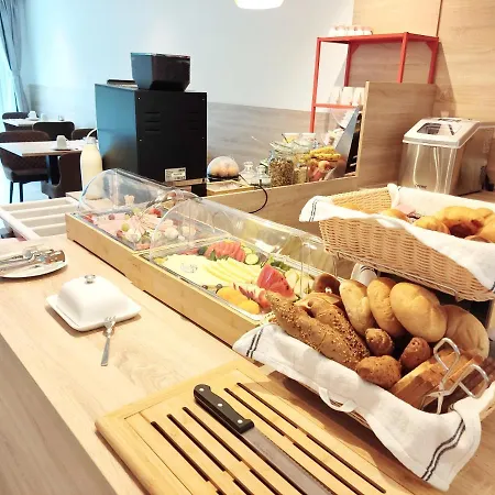 Pan Haus באד גויסרן