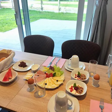 Alojamento de Acomodação e Pequeno-almoço Pan Haus 3*