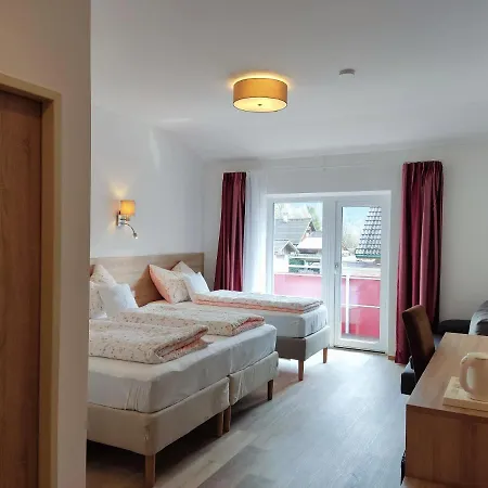 Pan Haus 3*